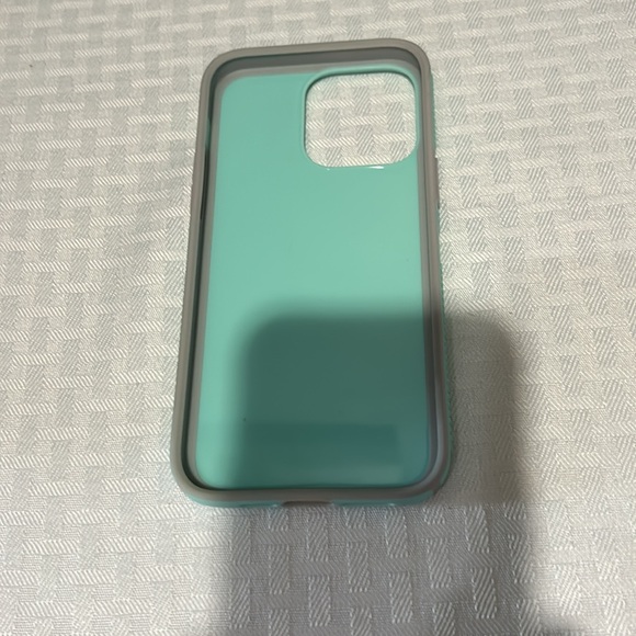 Speck case for iPhone 14 Pro Max - Picture 2 of 4